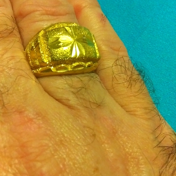 23KT.965 REAL SOLID GOLD RING